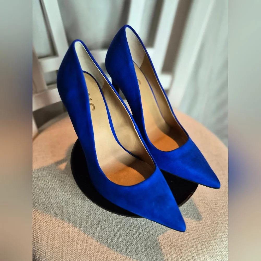 I.N.C. International Concepts® Stunning NIB Cobalt Blue 7M Shelya Pumps - Picture 4 of 11